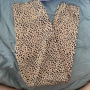 Kavala cheetah leggings.